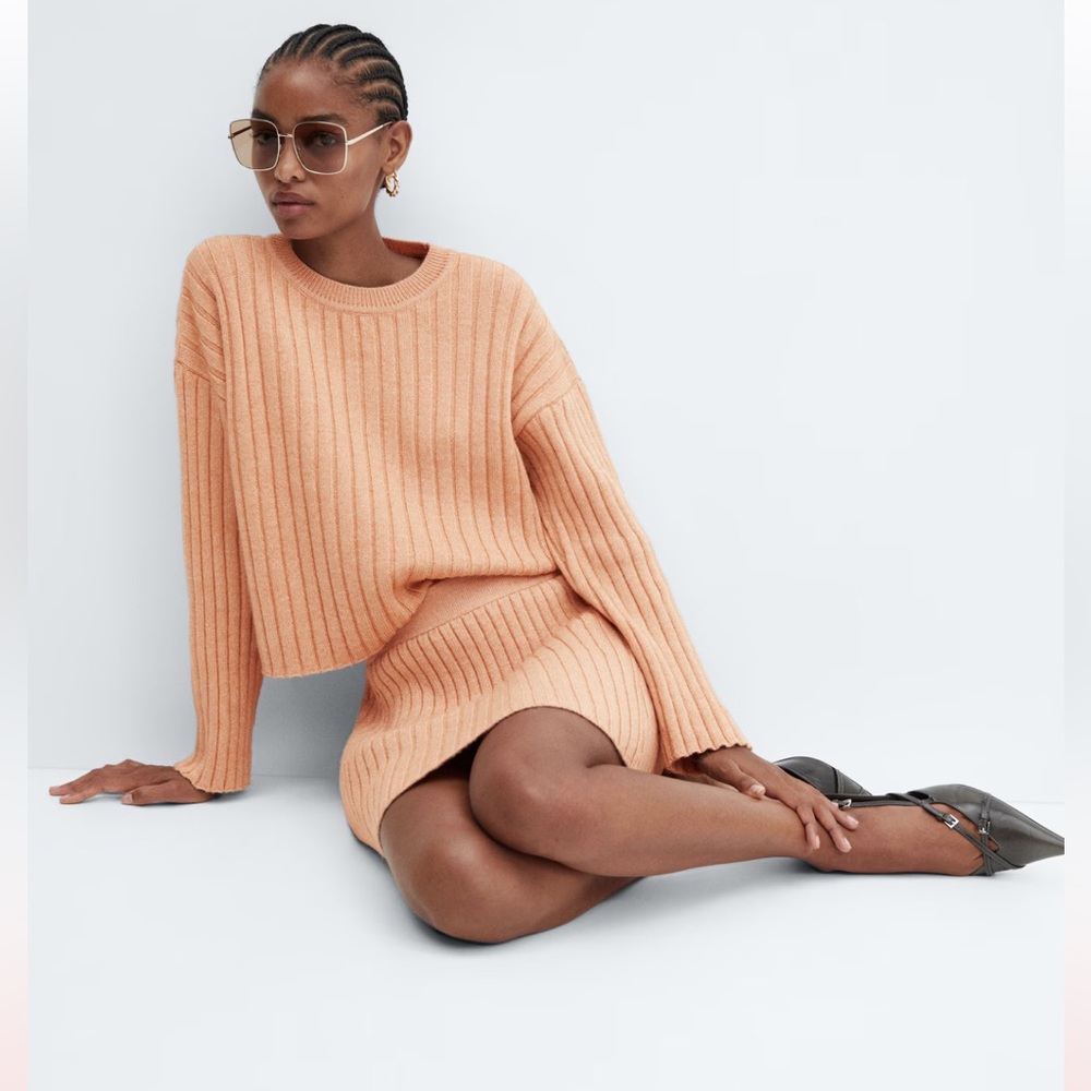 NWT Ribbed Two Piece Set - Picture 3 of 16